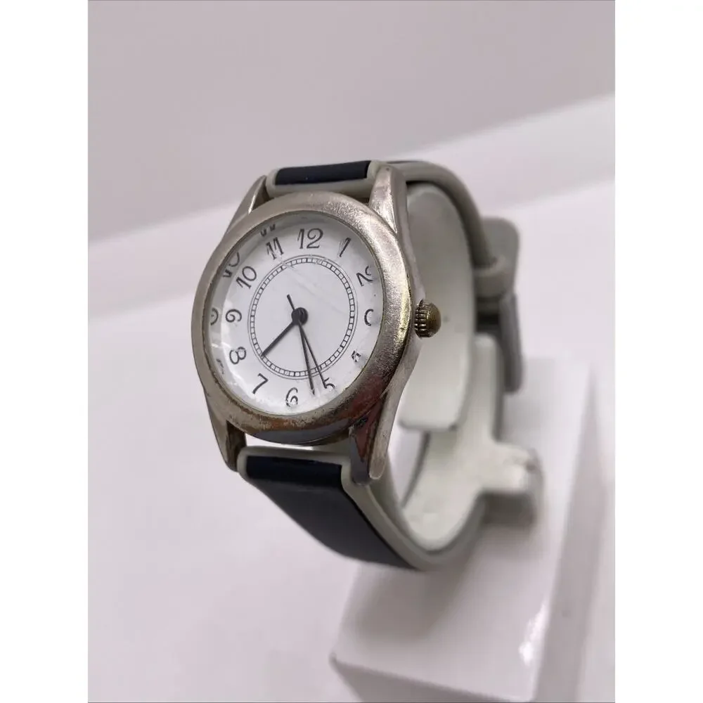 Womens Vintage Silver Tone Watch New Battery